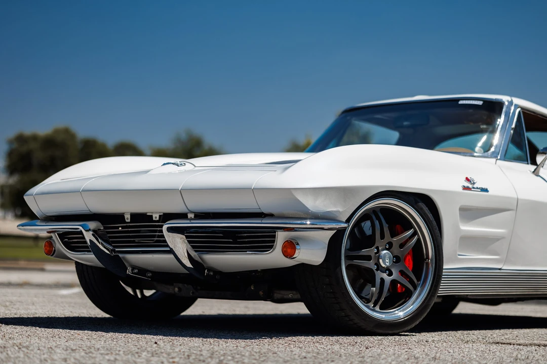 1963 Chevrolet Corvette C2 - Image 20 of 31