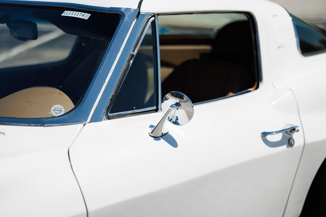 1963 Chevrolet Corvette C2 - Image 23 of 31