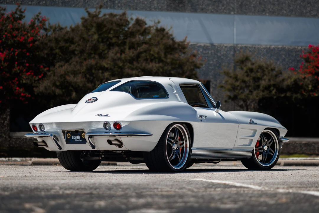 1963 Chevrolet Corvette C2 - Image 10 of 31