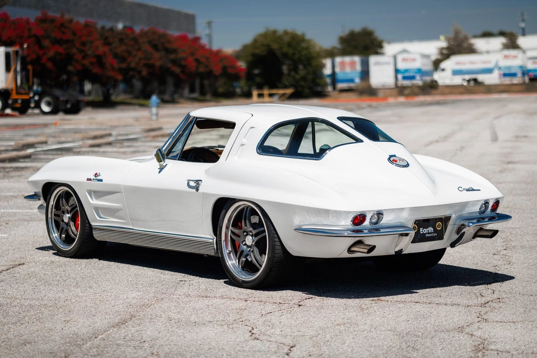 1963 Chevrolet Corvette C2 - Image 15 of 31