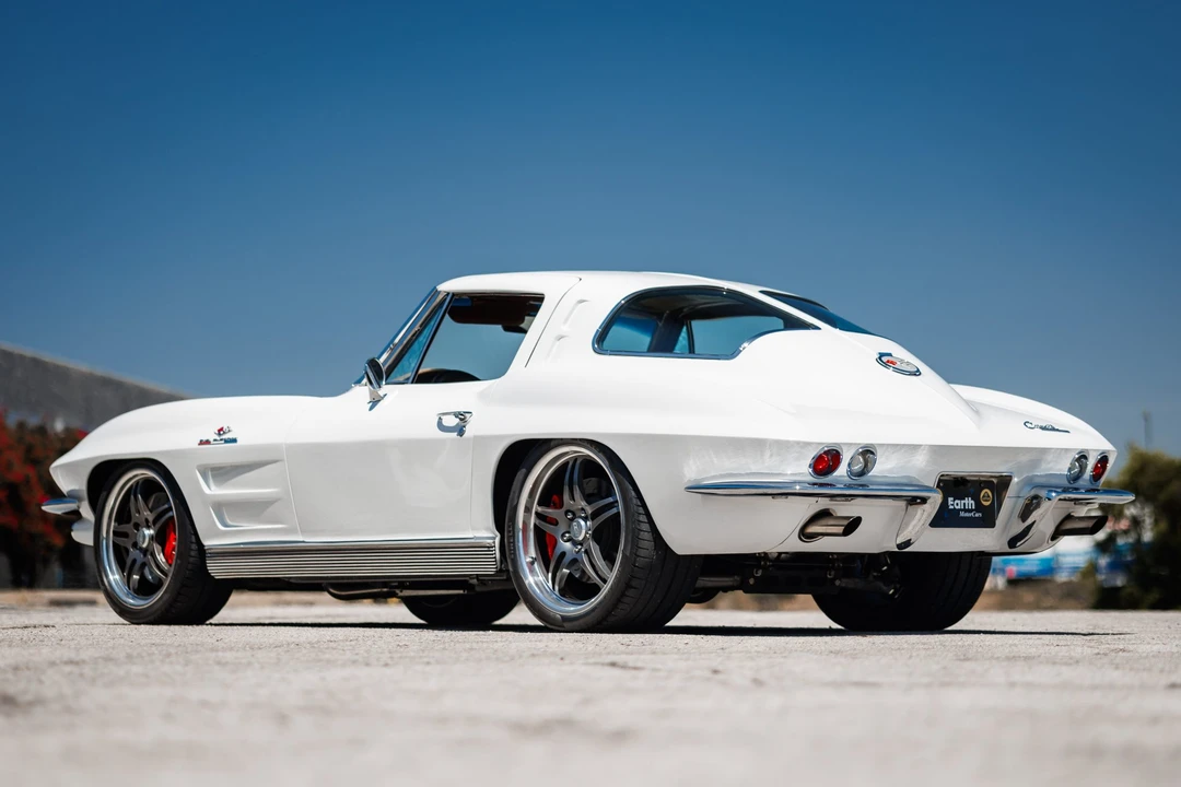 1963 Chevrolet Corvette C2 - Image 16 of 31