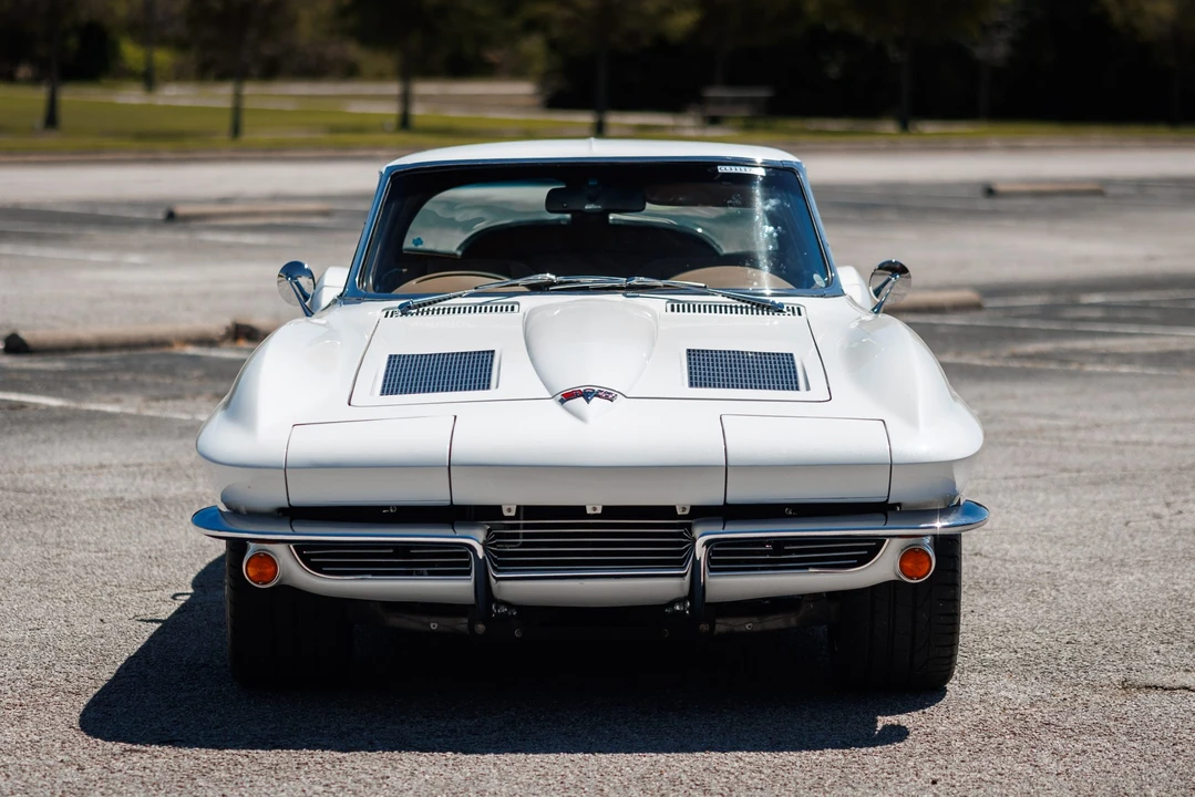 1963 Chevrolet Corvette C2 - Image 6 of 31