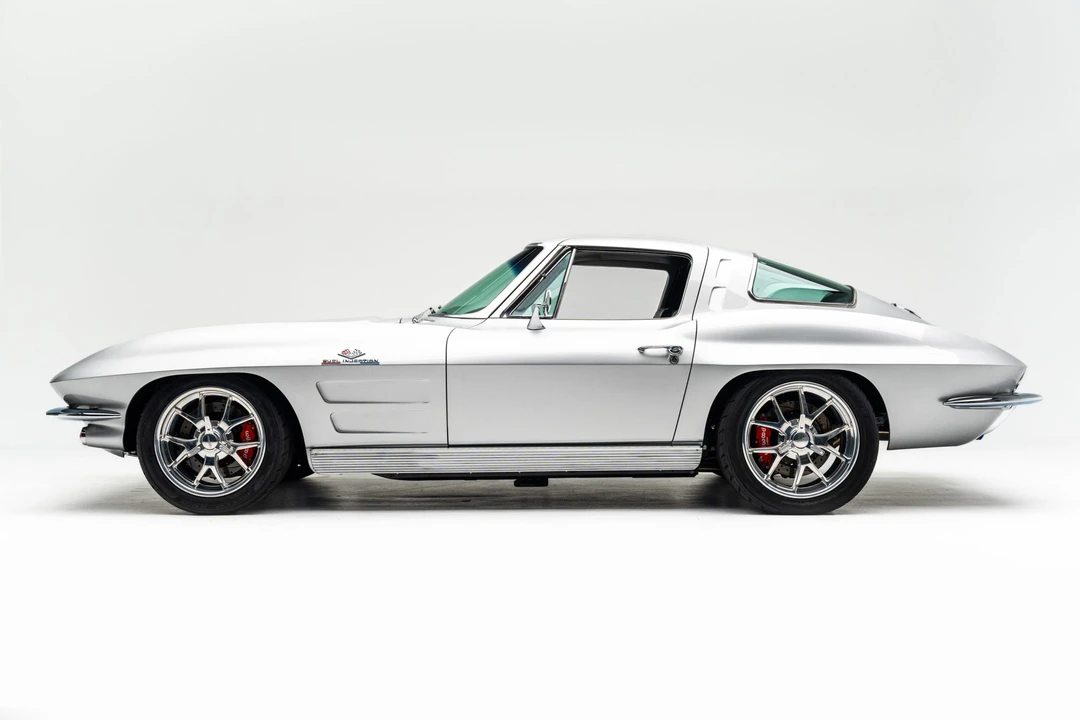 1963 Chevrolet Corvette C2 - Image 19 of 31