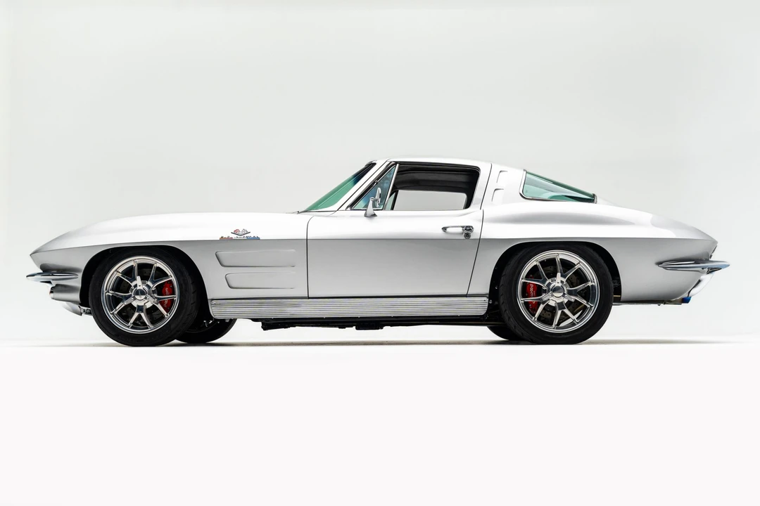 1963 Chevrolet Corvette C2 - Image 20 of 31