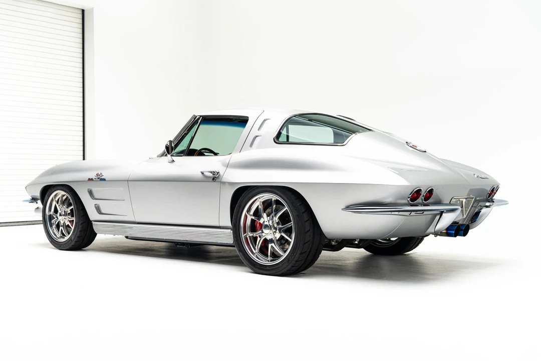 1963 Chevrolet Corvette C2 - Image 18 of 31