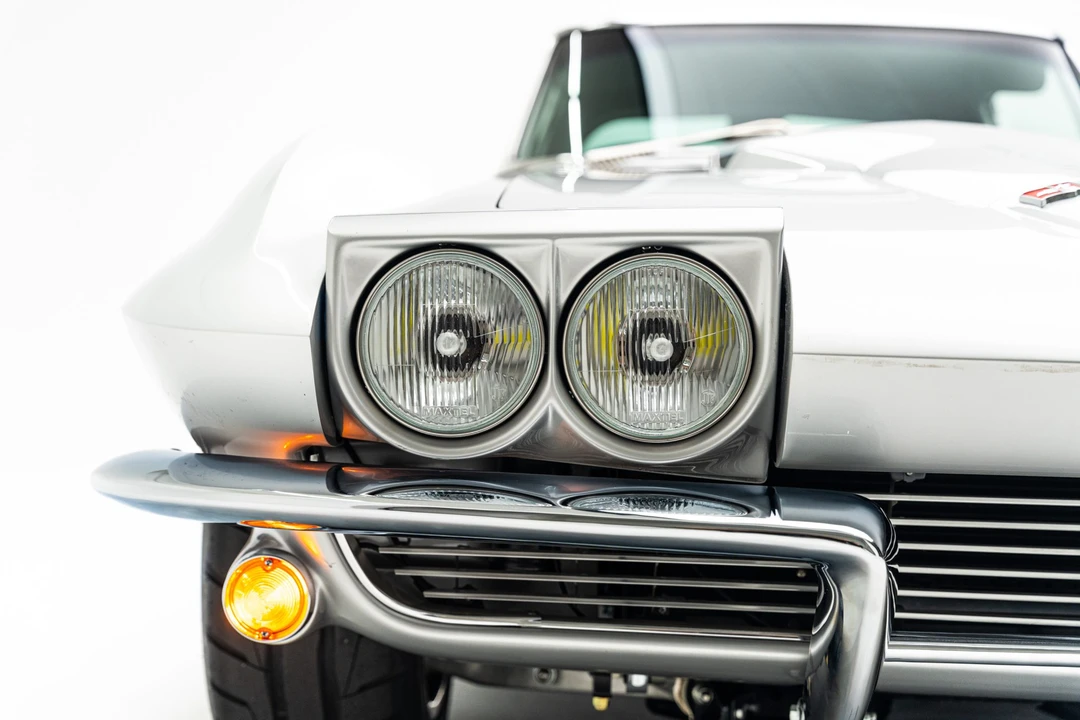 1963 Chevrolet Corvette C2 - Image 27 of 31
