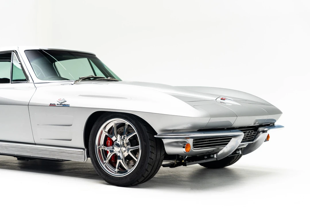 1963 Chevrolet Corvette C2 - Image 24 of 31