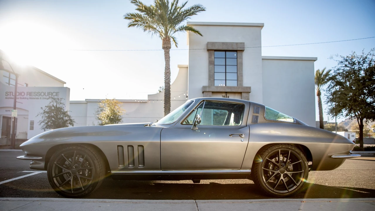 1964 Chevrolet Corvette C2 - Image 21 of 31