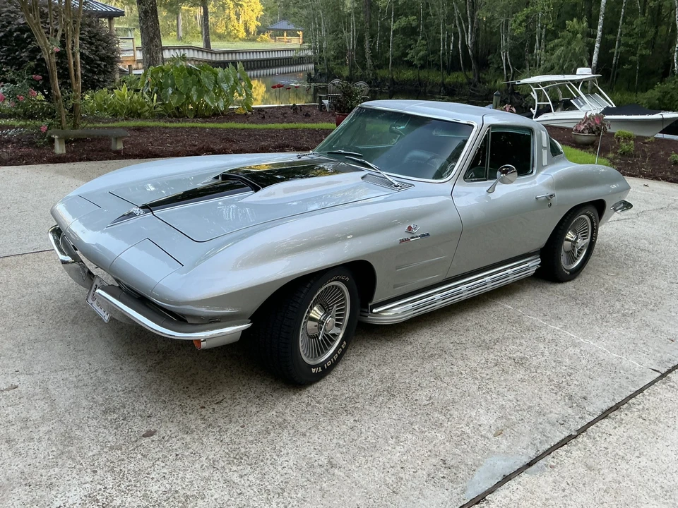 1964 Chevrolet Corvette C2 - Image 3 of 31