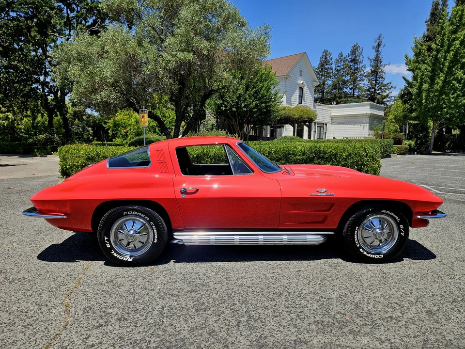 1964 Chevrolet Corvette C2 - Image 12 of 31