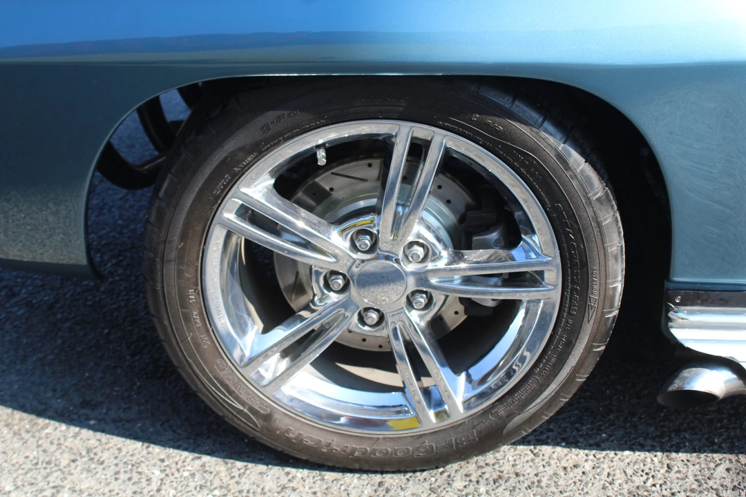 1964 Chevrolet Corvette C2 - Image 25 of 31