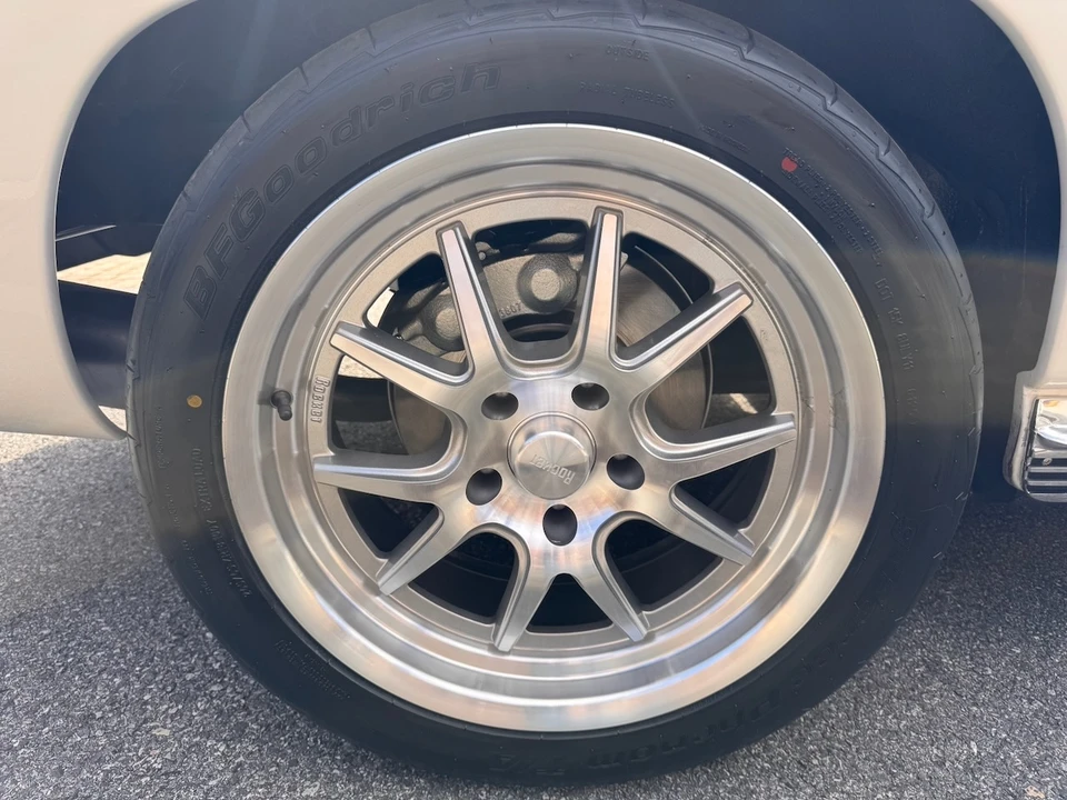 1964 Chevrolet Corvette C2 - Image 24 of 31