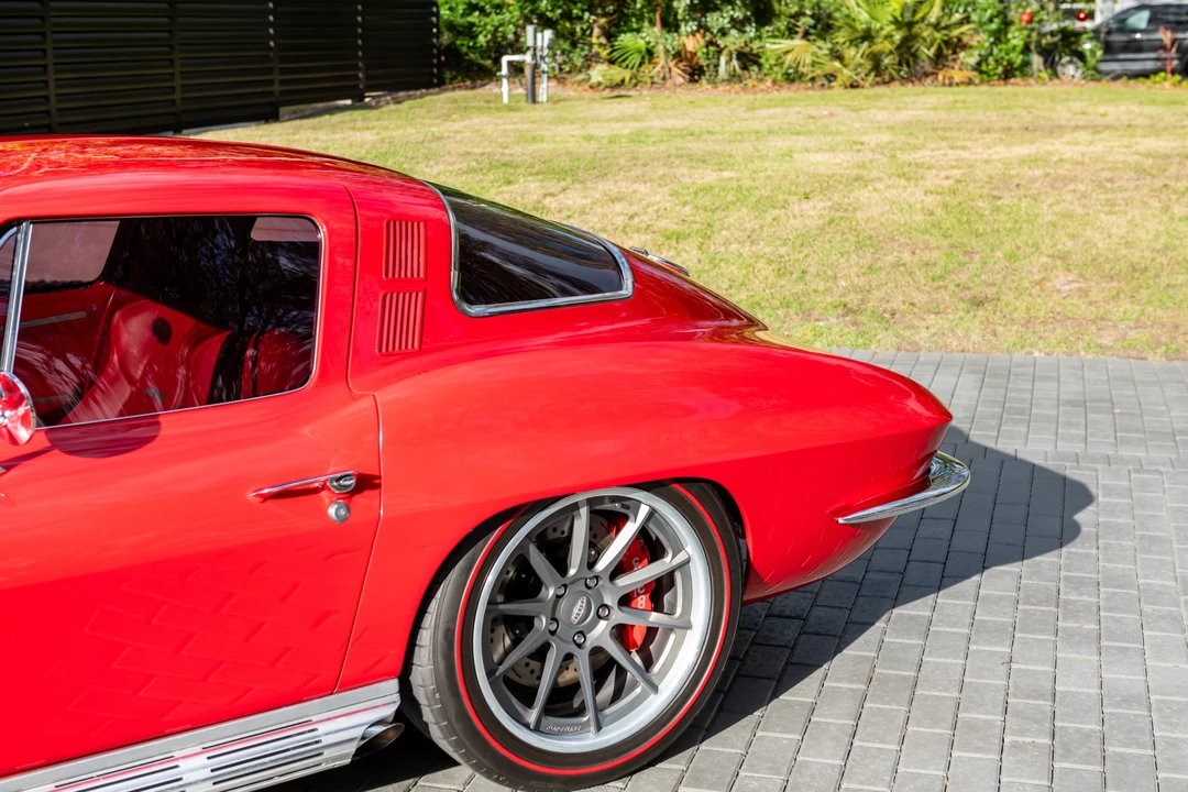1964 Chevrolet Corvette C2 - Image 18 of 31