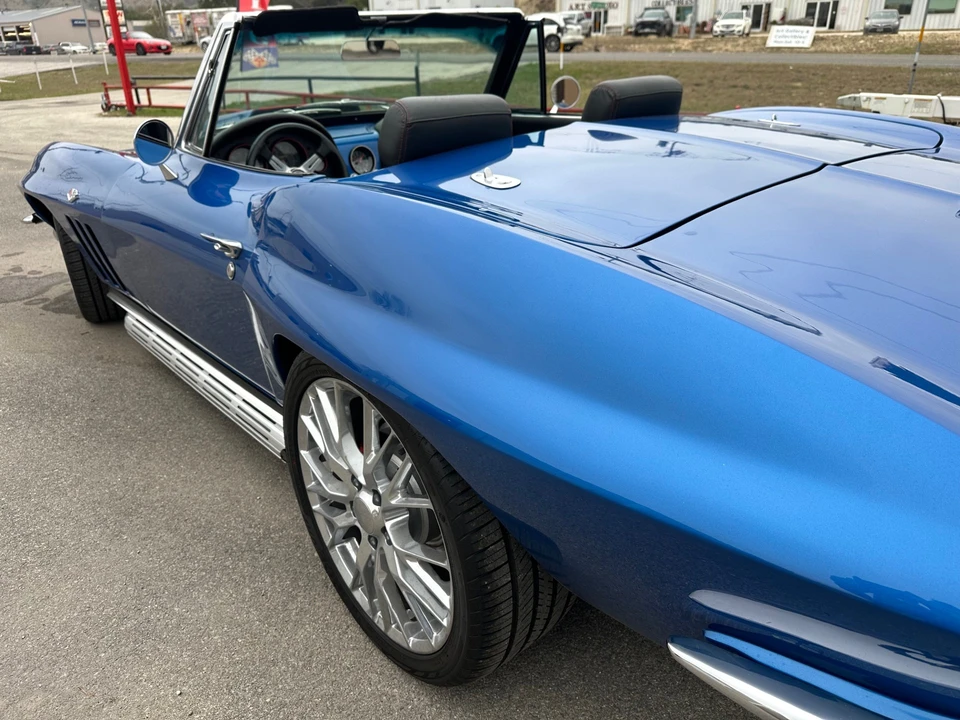 1965 Chevrolet Corvette C2 - Image 28 of 31