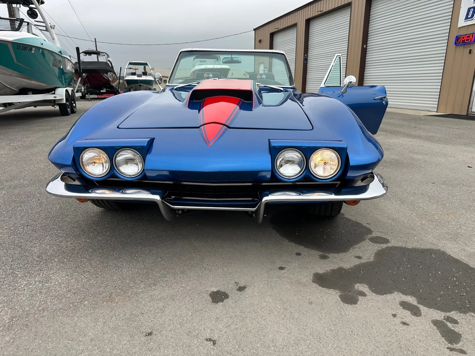 1965 Chevrolet Corvette C2 - Image 19 of 31