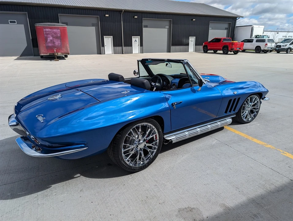 1965 Chevrolet Corvette C2 - Image 12 of 31