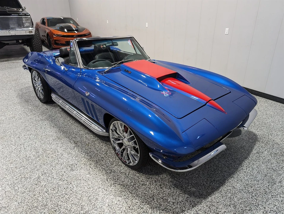 1965 Chevrolet Corvette C2 - Image 8 of 31