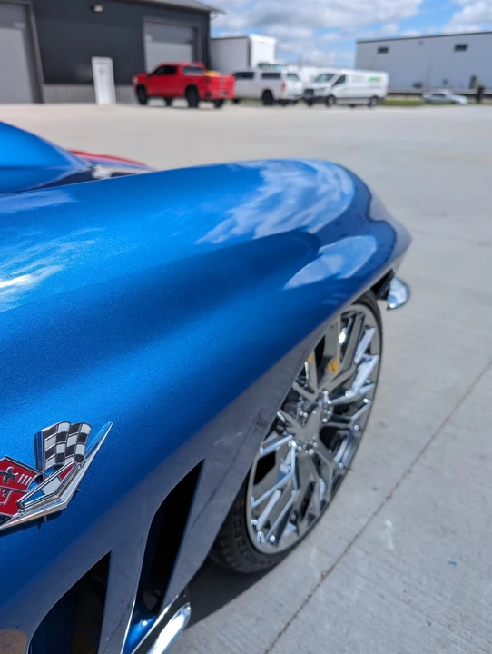 1965 Chevrolet Corvette C2 - Image 23 of 31