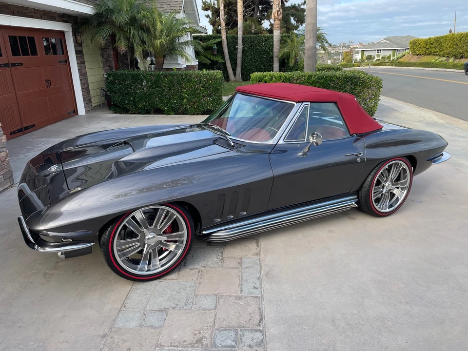 1965 Chevrolet Corvette C2 - Image 11 of 31