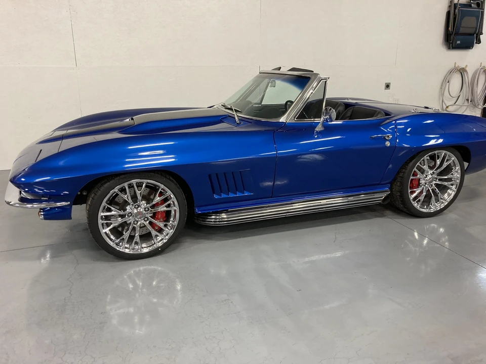 1965 Chevrolet Corvette C2 - Image 16 of 31
