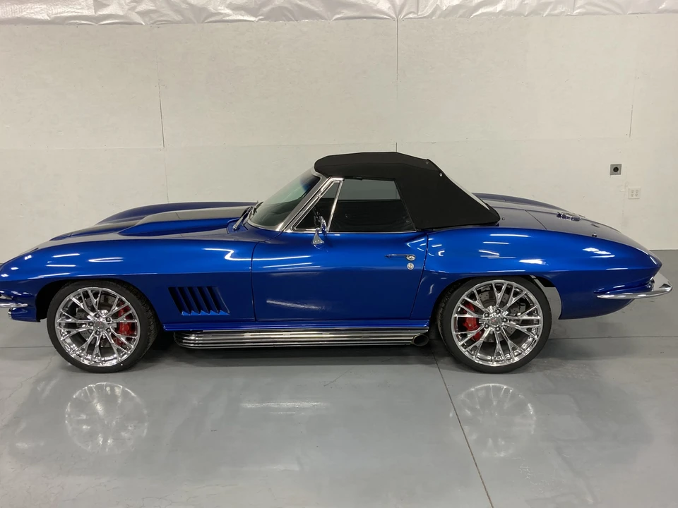 1965 Chevrolet Corvette C2 - Image 26 of 31