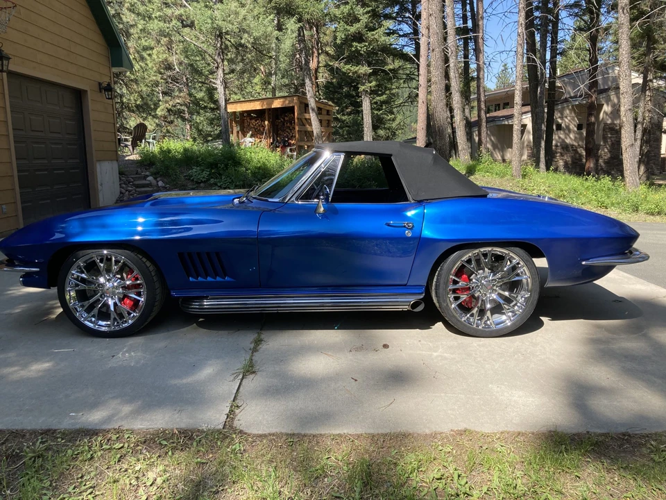 1965 Chevrolet Corvette C2 - Image 17 of 31