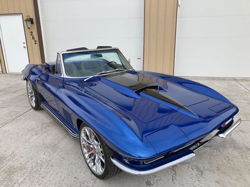 1965 Chevrolet Corvette C2 - Image 4 of 31
