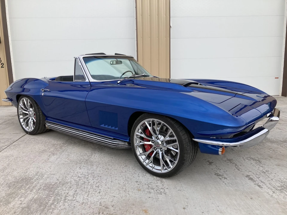 1965 Chevrolet Corvette C2 - Image 3 of 31