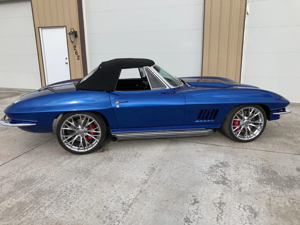 1965 Chevrolet Corvette C2 - Image 20 of 31