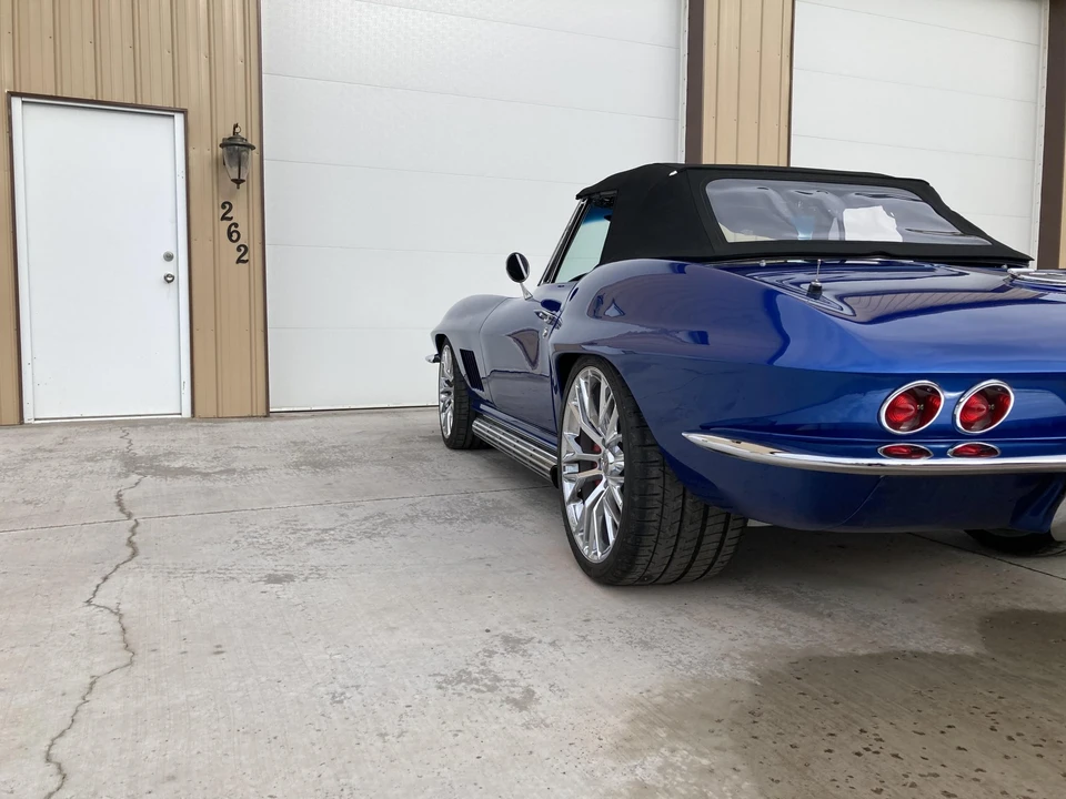 1965 Chevrolet Corvette C2 - Image 28 of 31