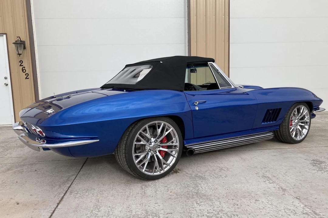 1965 Chevrolet Corvette C2 - Image 19 of 31