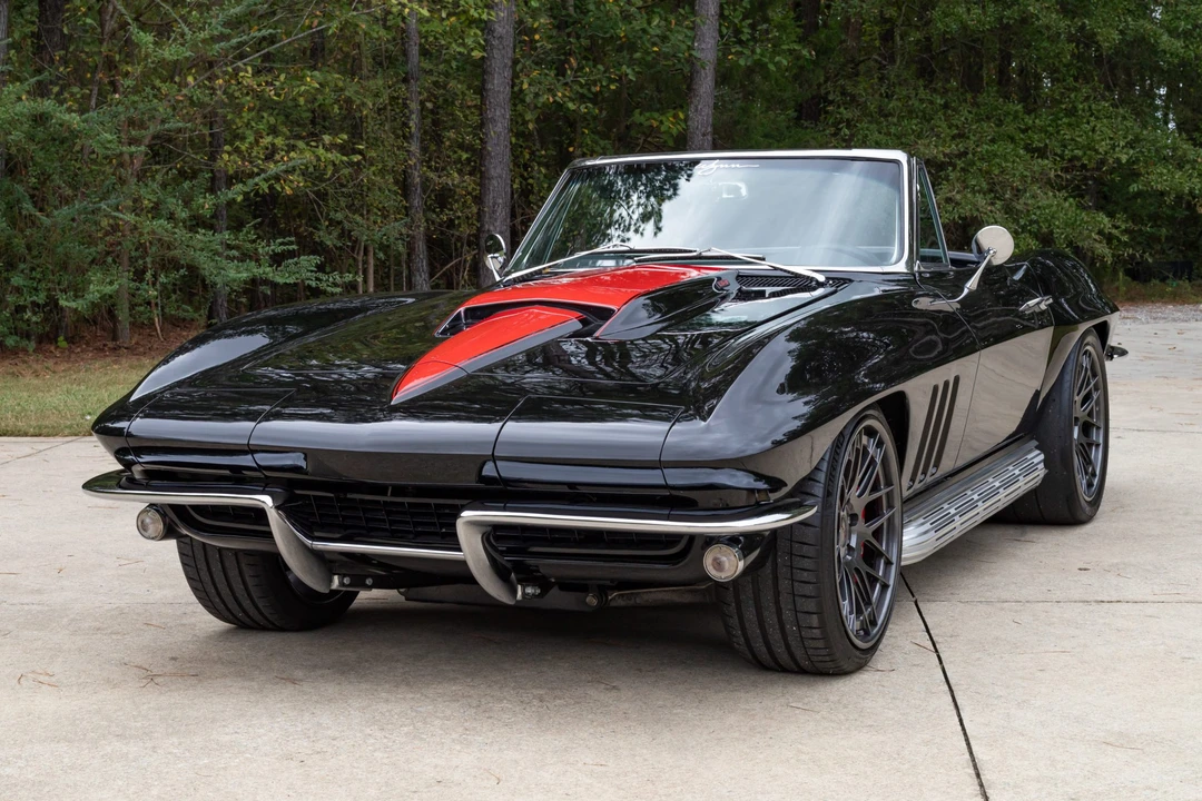 1965 Chevrolet Corvette C2 - Image 2 of 31