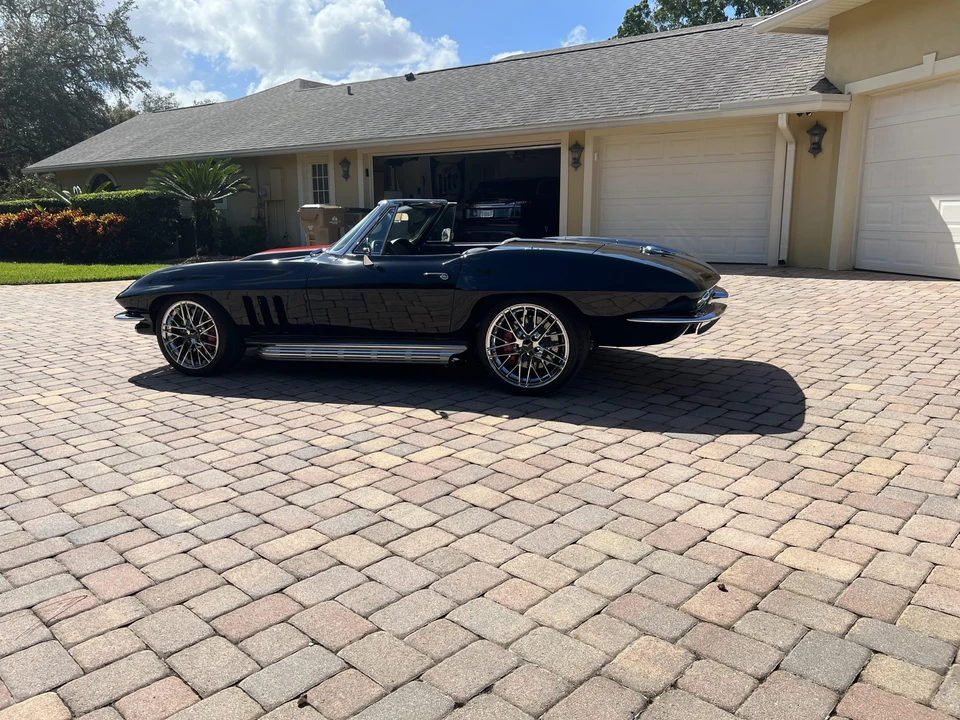 1965 Chevrolet Corvette C2 - Image 17 of 31