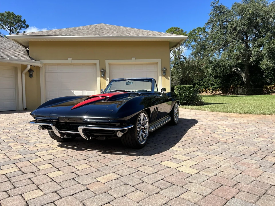 1965 Chevrolet Corvette C2 - Image 6 of 31