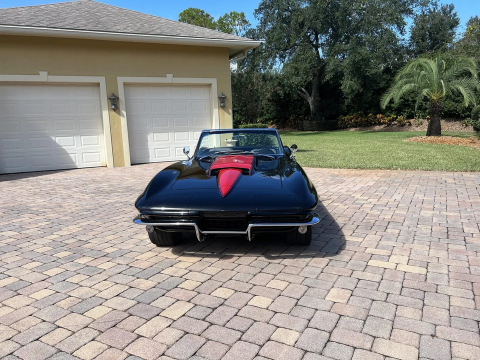 1965 Chevrolet Corvette C2 - Image 2 of 31