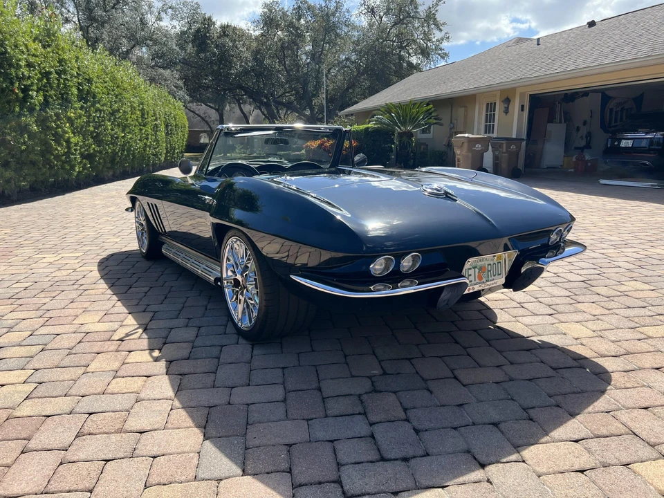 1965 Chevrolet Corvette C2 - Image 21 of 31