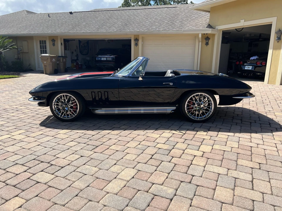 1965 Chevrolet Corvette C2 - Image 14 of 31