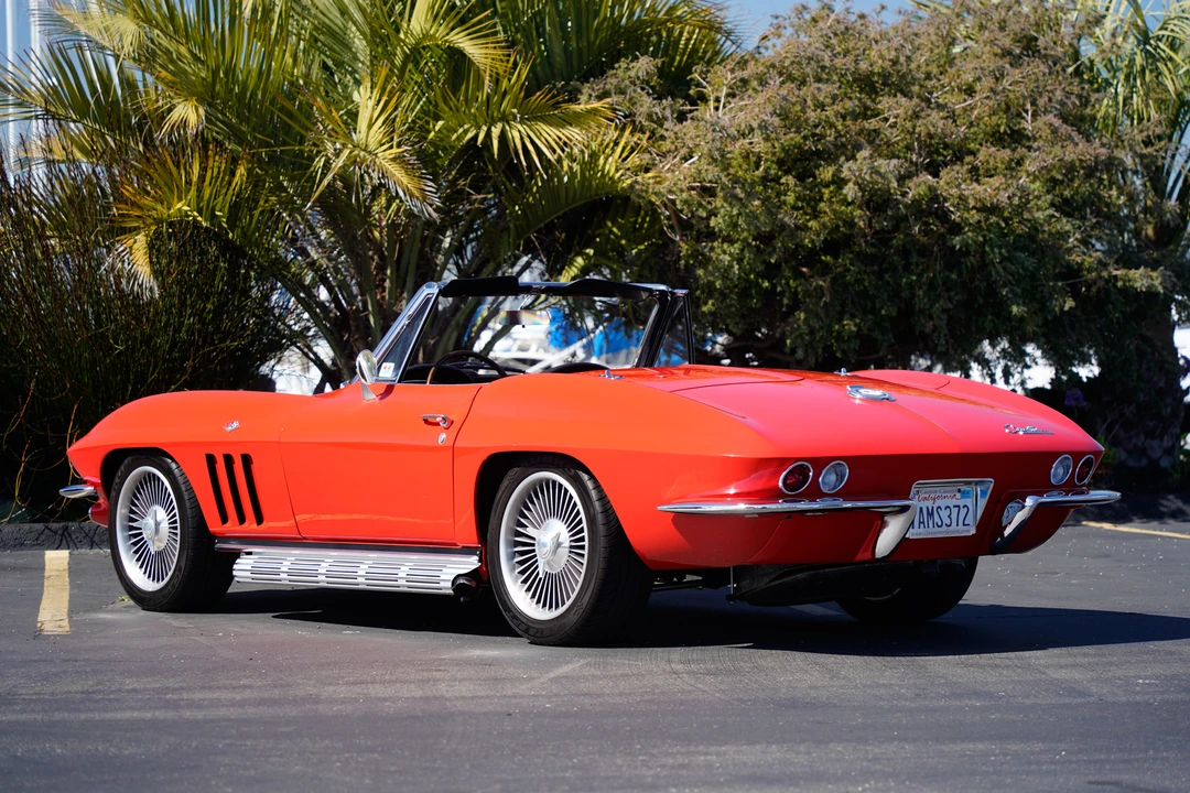 1965 Chevrolet Corvette C2 - Image 15 of 31