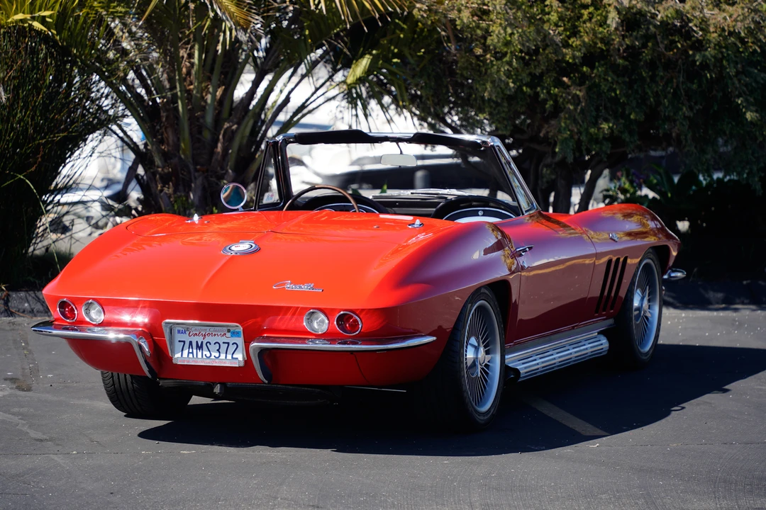 1965 Chevrolet Corvette C2 - Image 17 of 31
