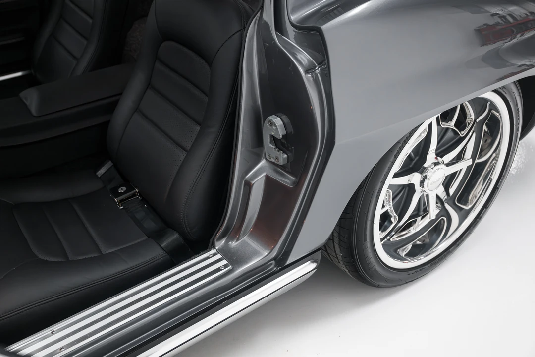 1965 Chevrolet Corvette C2 - Image 26 of 31