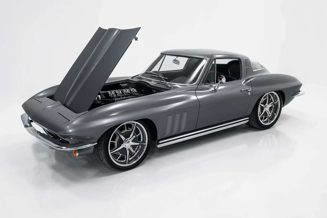 1965 Chevrolet Corvette C2 - Image 20 of 31