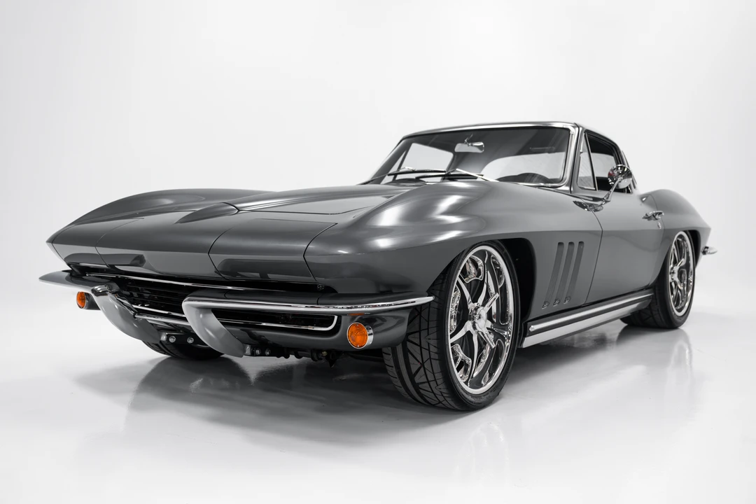 1965 Chevrolet Corvette C2 - Image 4 of 31