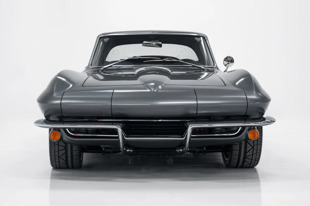 1965 Chevrolet Corvette C2 - Image 2 of 31