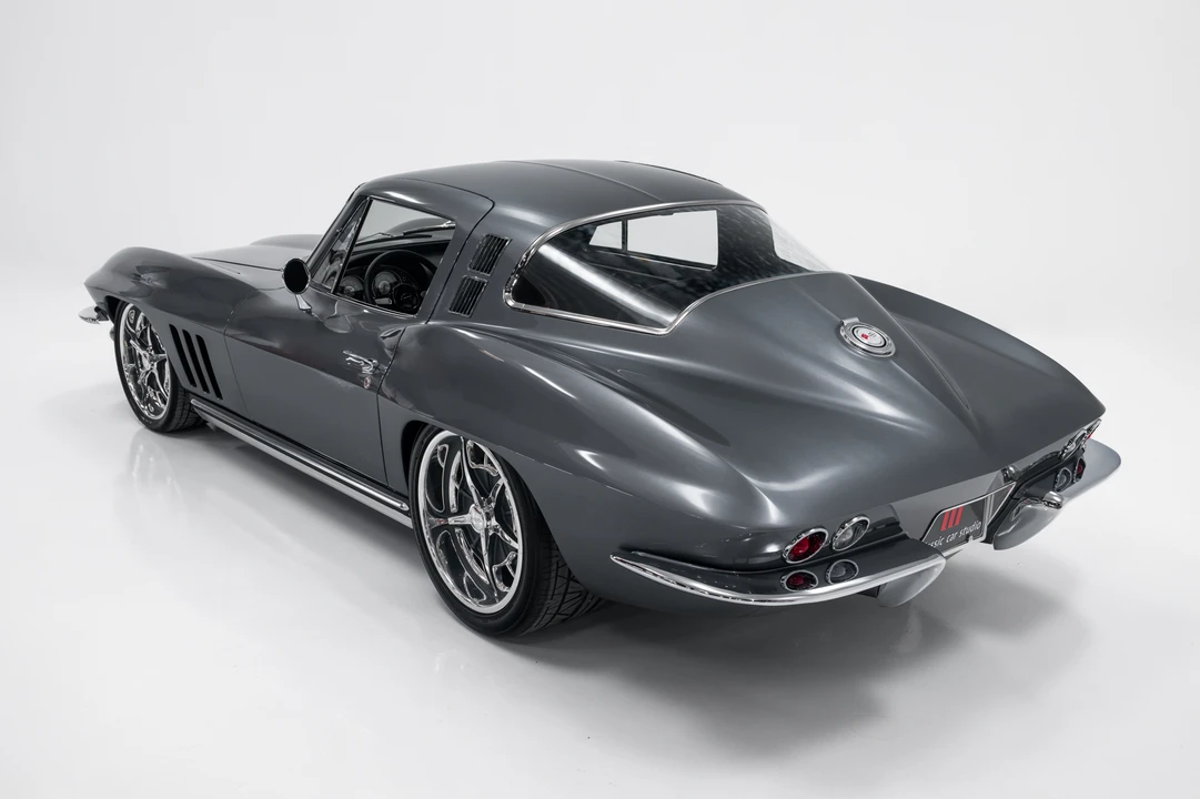 1965 Chevrolet Corvette C2 - Image 10 of 31