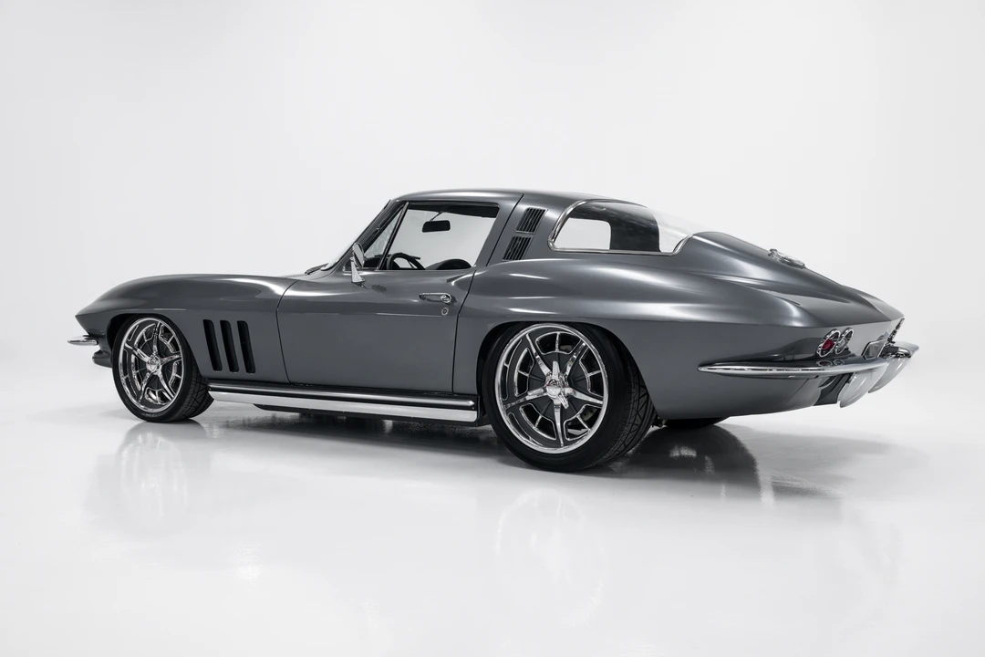 1965 Chevrolet Corvette C2 - Image 9 of 31
