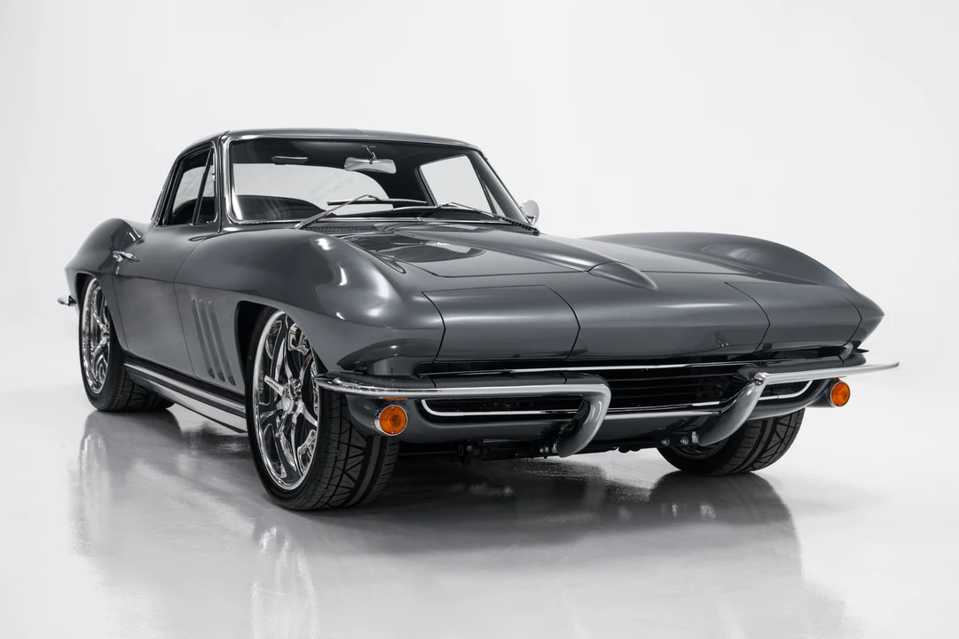 1965 Chevrolet Corvette C2 - Image 19 of 31