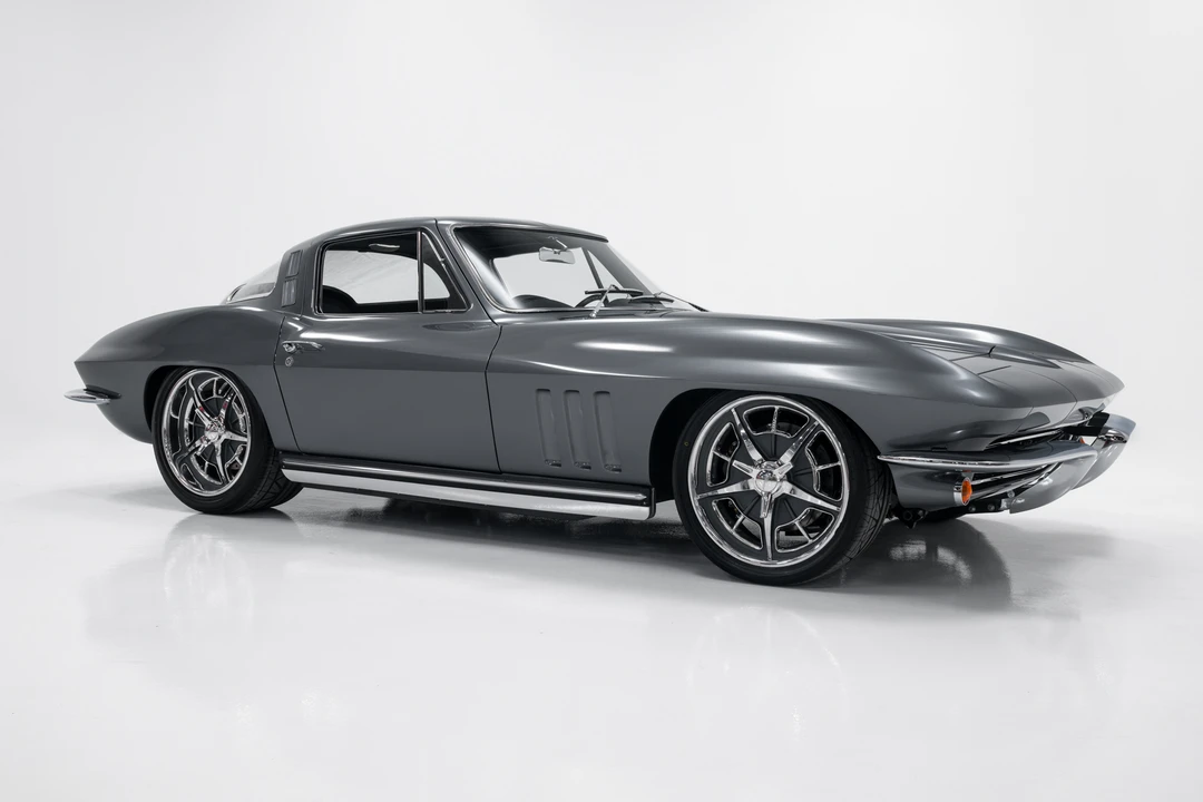 1965 Chevrolet Corvette C2 - Image 17 of 31