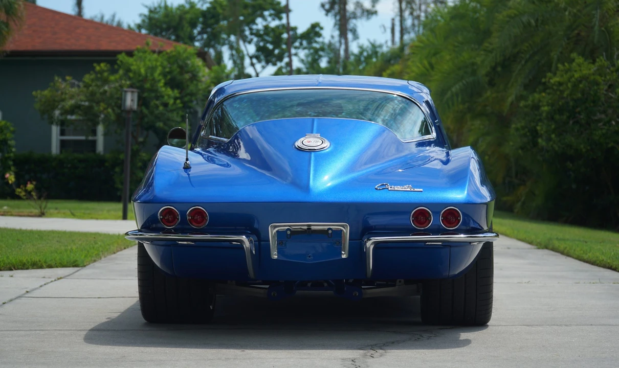 1965 Chevrolet Corvette C2 - Image 26 of 31