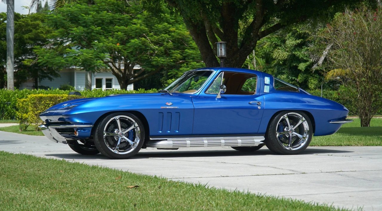 1965 Chevrolet Corvette C2 - Image 2 of 31