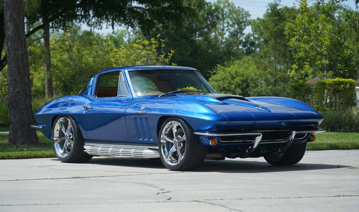 1965 Chevrolet Corvette C2 - Image 15 of 31